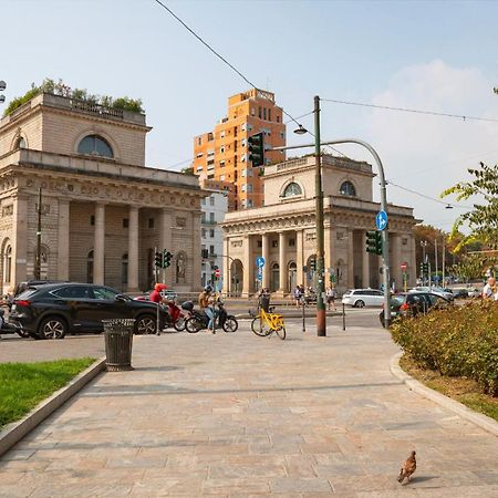 Cream Little Apartment - M1 - City Center Милано Екстериор снимка