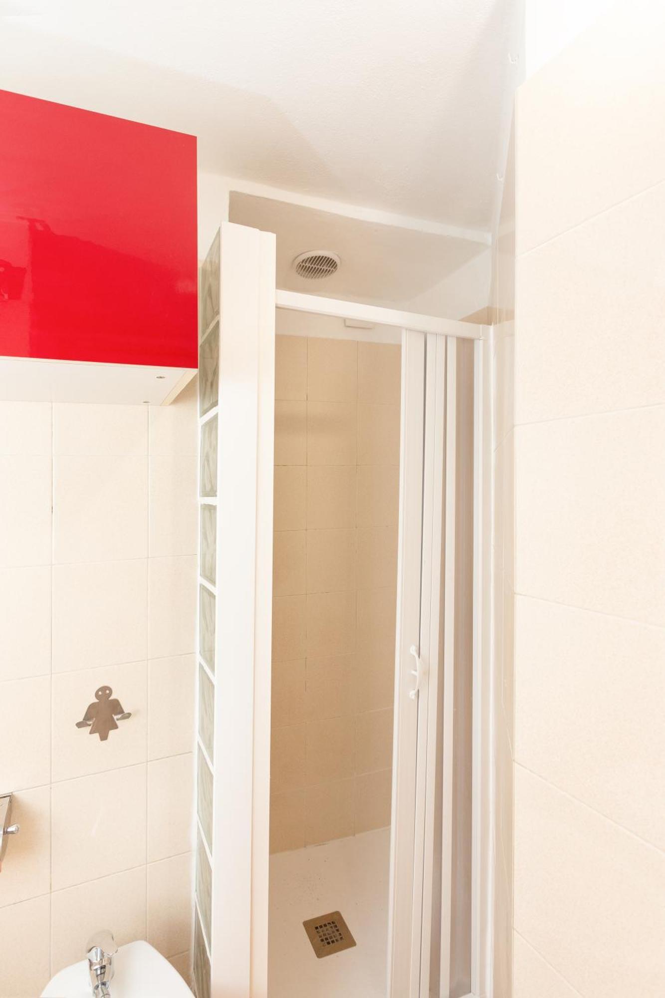 Cream Little Apartment - M1 - City Center Милано Екстериор снимка