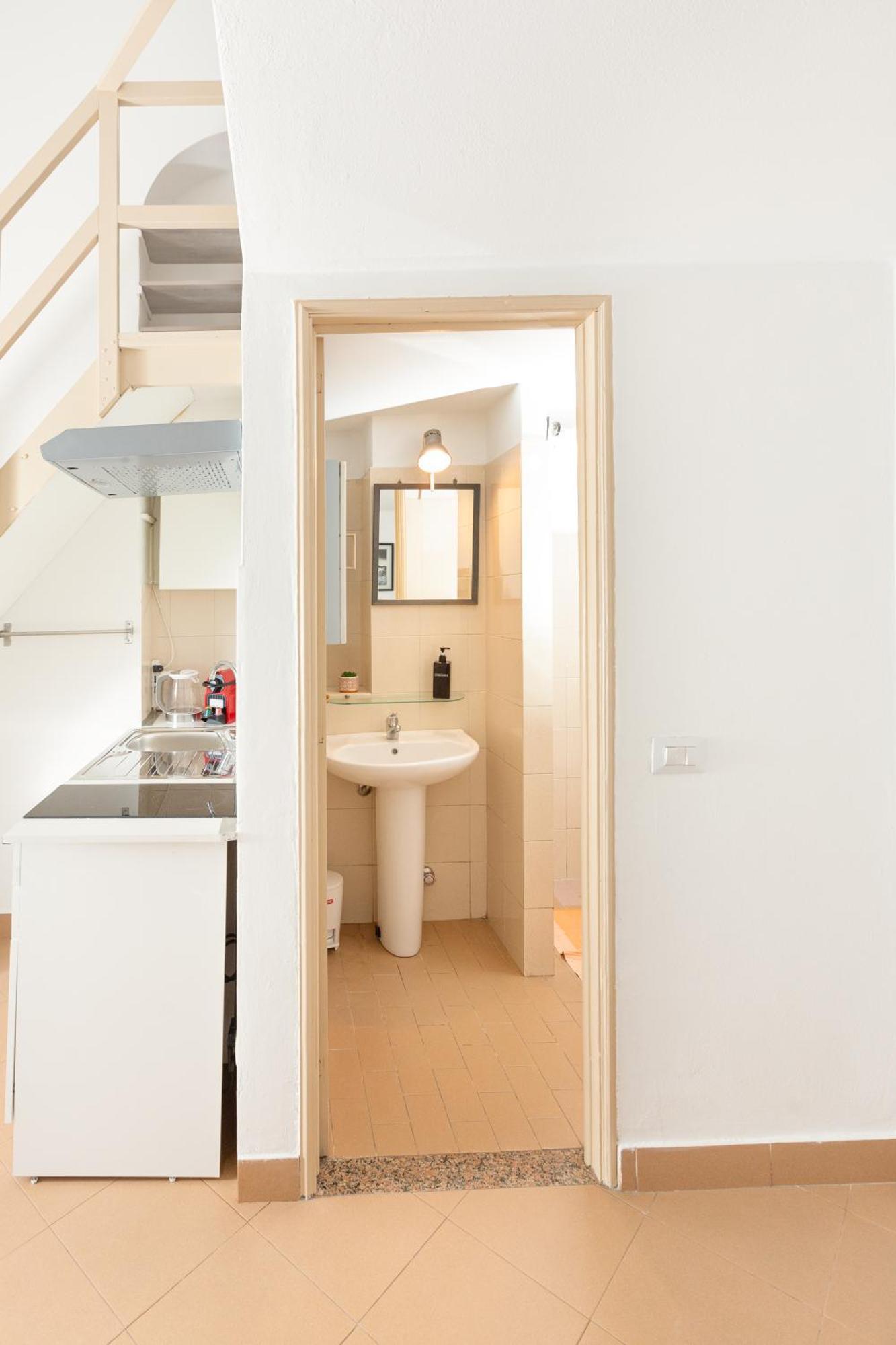 Cream Little Apartment - M1 - City Center Милано Екстериор снимка